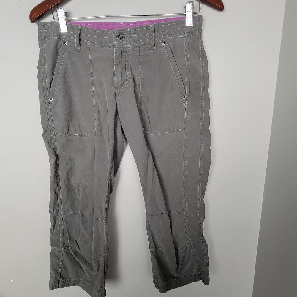 Kuhl Kendra Kapri Cropped Outdoor Hiking Capris Gray Embroidered 4